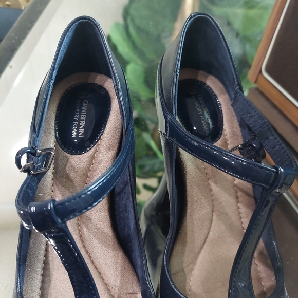 Giani Bernini Women's Sz 5.5M Navy Leather Heels Round Toe T-Strap Mary Jane - Picture 7 of 11